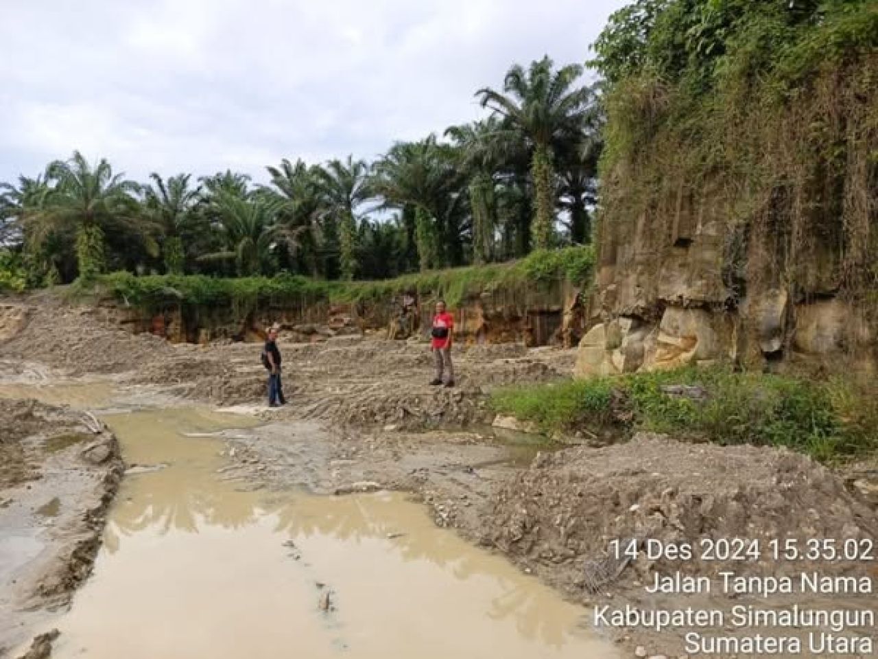 Tangkahan Batu Padas di Perdagangan