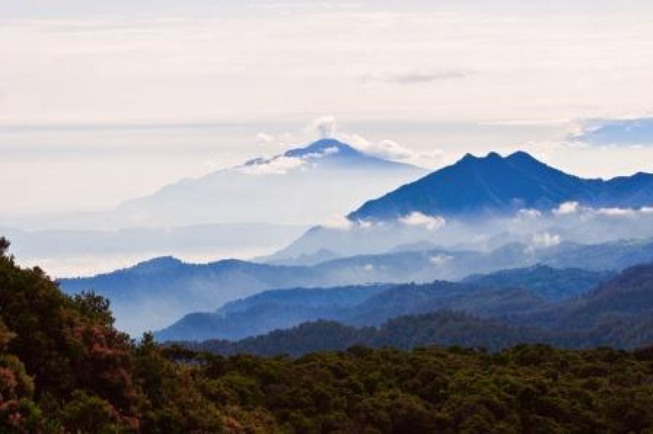 Pegunungan Tangkuban Perahu