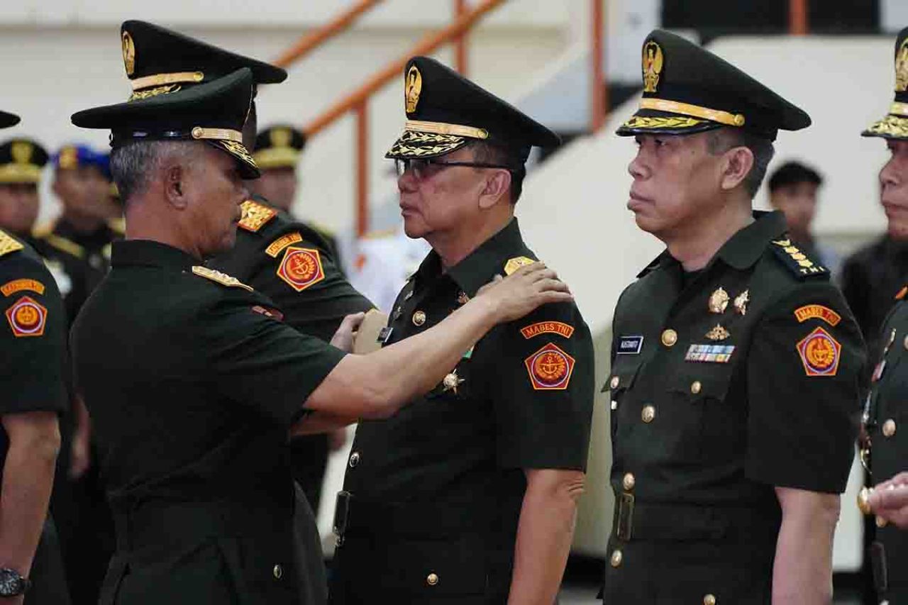 Sertijab 97 perwira TNI