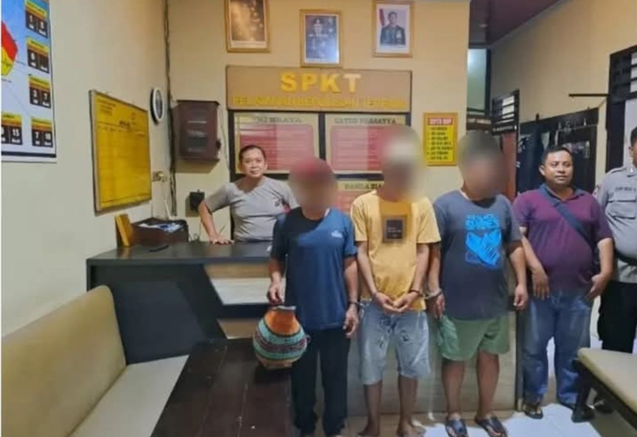 3 Orang Ditangkap Saat Penggrebekan Judi Sabung Ayam di Brondong