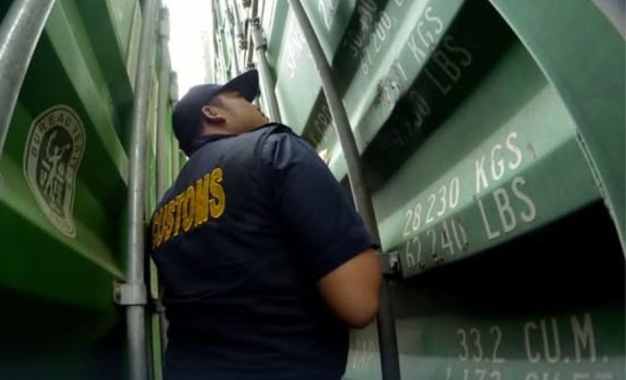 Kawasan Berikat PT Dexin Steel Indonesia