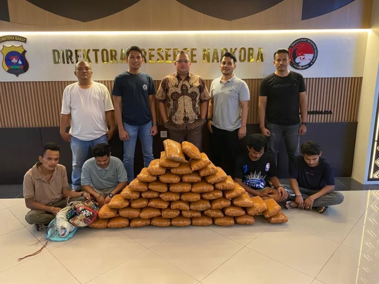 Ditres Narkoba Polda Sumatera Barat Gagalkan Peredaran 47 Kg Ganja
