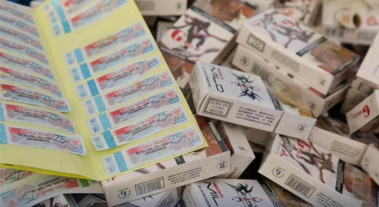 Bea Cukai Sidoarjo Sita 10 Ribu Batang Rokok Ilegal