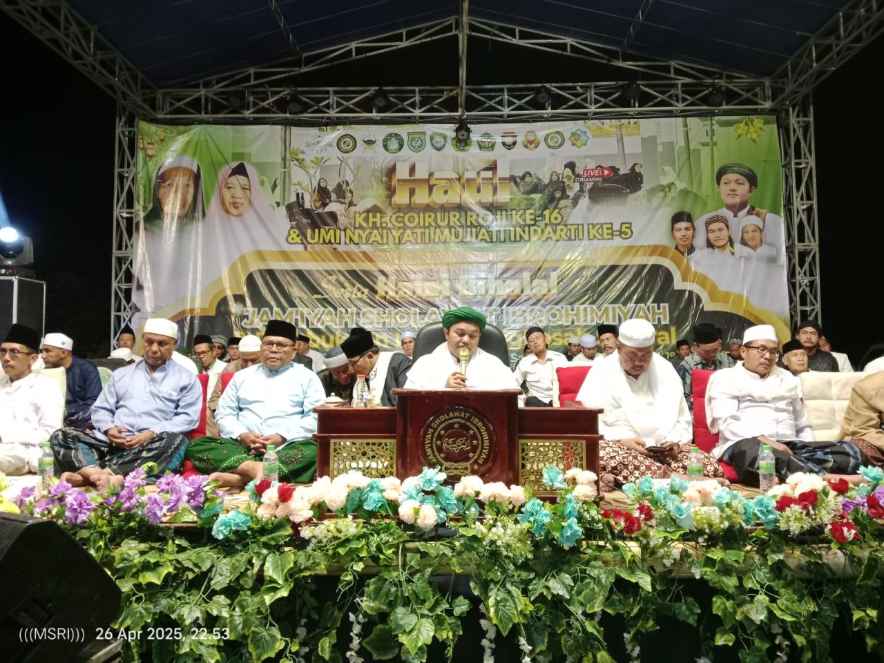Ponpes Internasional AL ILLIYIN Gelar Haul ke 16 KH Choirur Roji