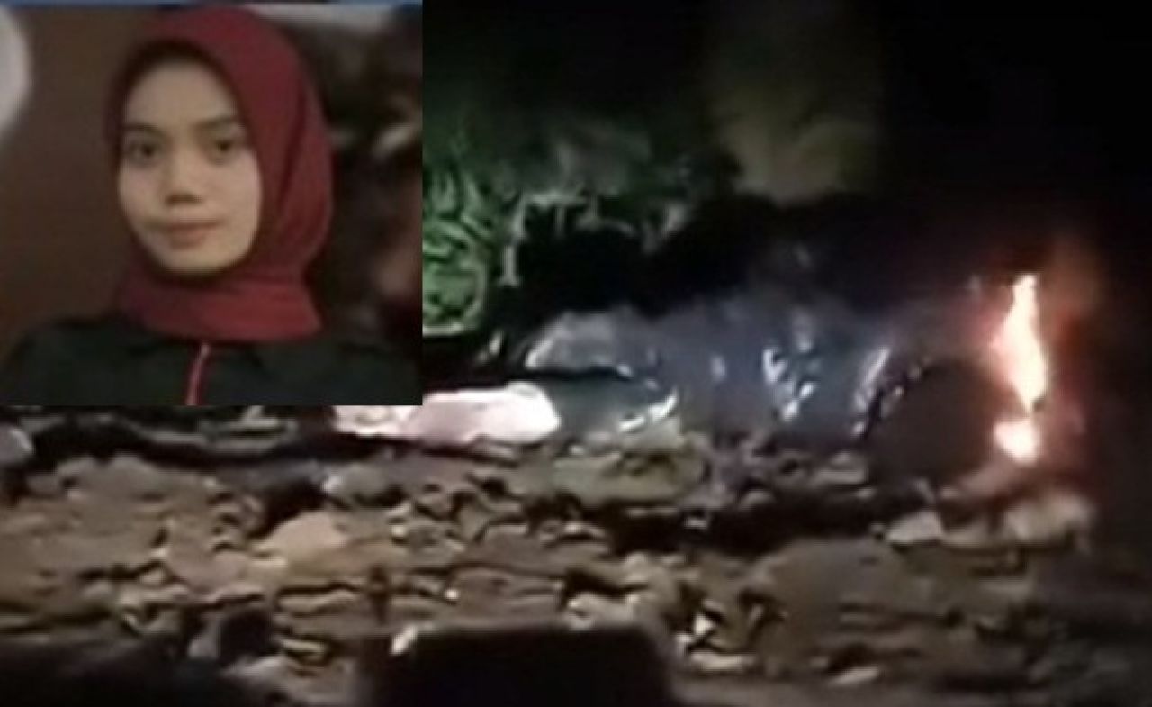 Jasad Een Jumianti saat dibakar