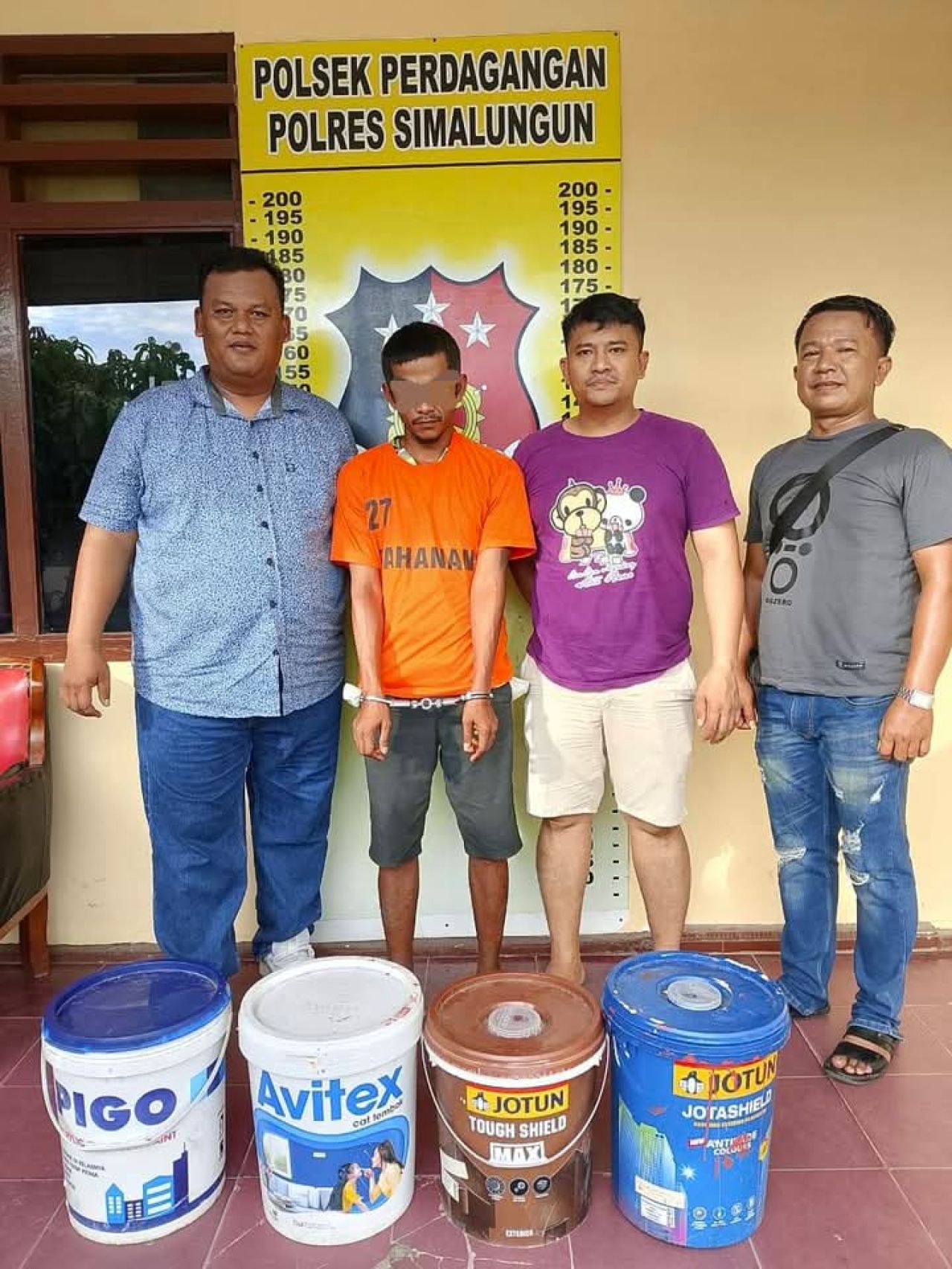 Polres Simalungun Tangkap Pelaku Pencurian Cat Senilai Jutaan Rupiah Di Panglong Sakhi