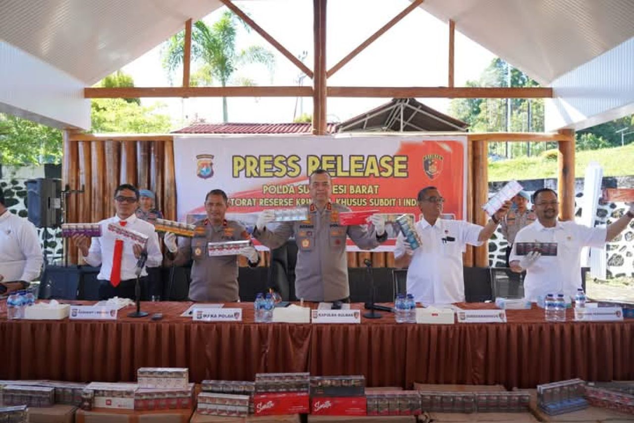Ditreskrimsus Polda Sulawesi Barat Ungkap Peredaran Ribuan Rokok Ilegal