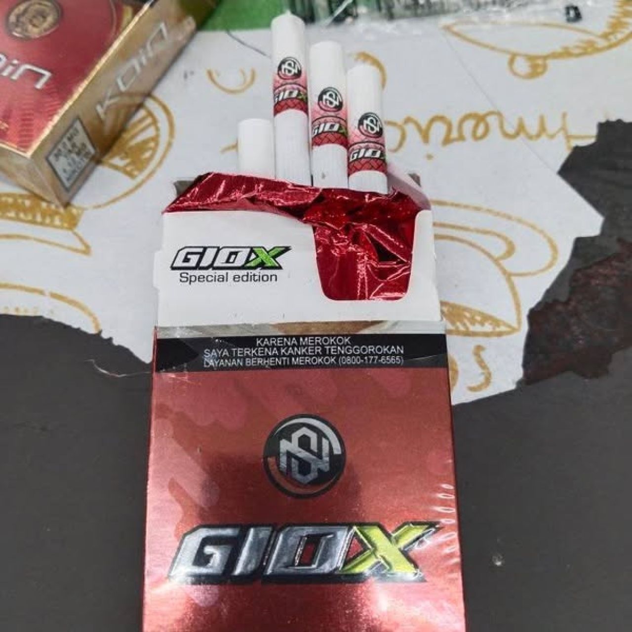 Vonis 1,10 Tahun Penjara Bagi Joko Sudiono di Kasus Penjualan Rokok Ilegal