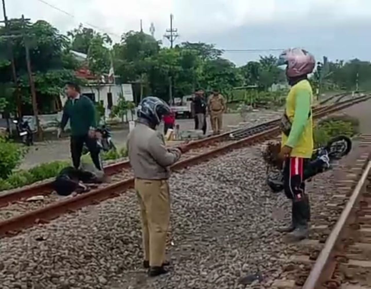 Kereta Api Malioboro Ekspres Hantam 5 Pemotor di Magetan, 6 Tewas 2 Luka Berat