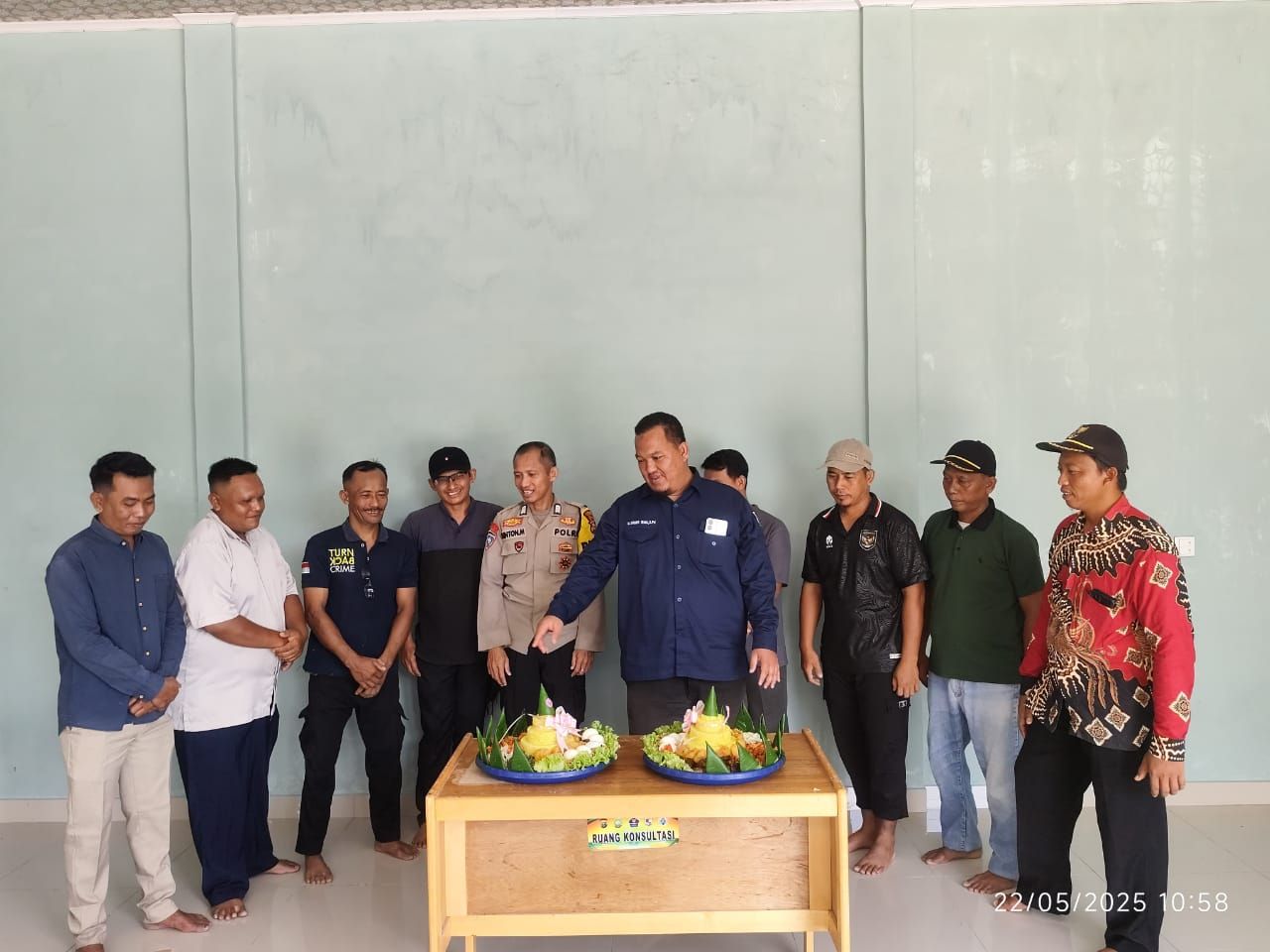 Kepala Desa Langkan Apresiasi Bhabinkamtibmas dan Linmas Karena Tangkap Pengedar Narkoba