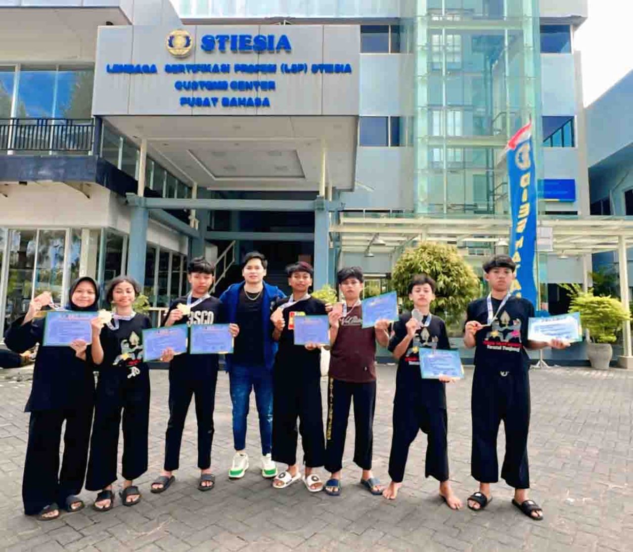 Atlet Silat PSN Teratai Tunjung Meraih 7 Medali di Kejuaraan Pencak Silat Piala Walikota Surabaya