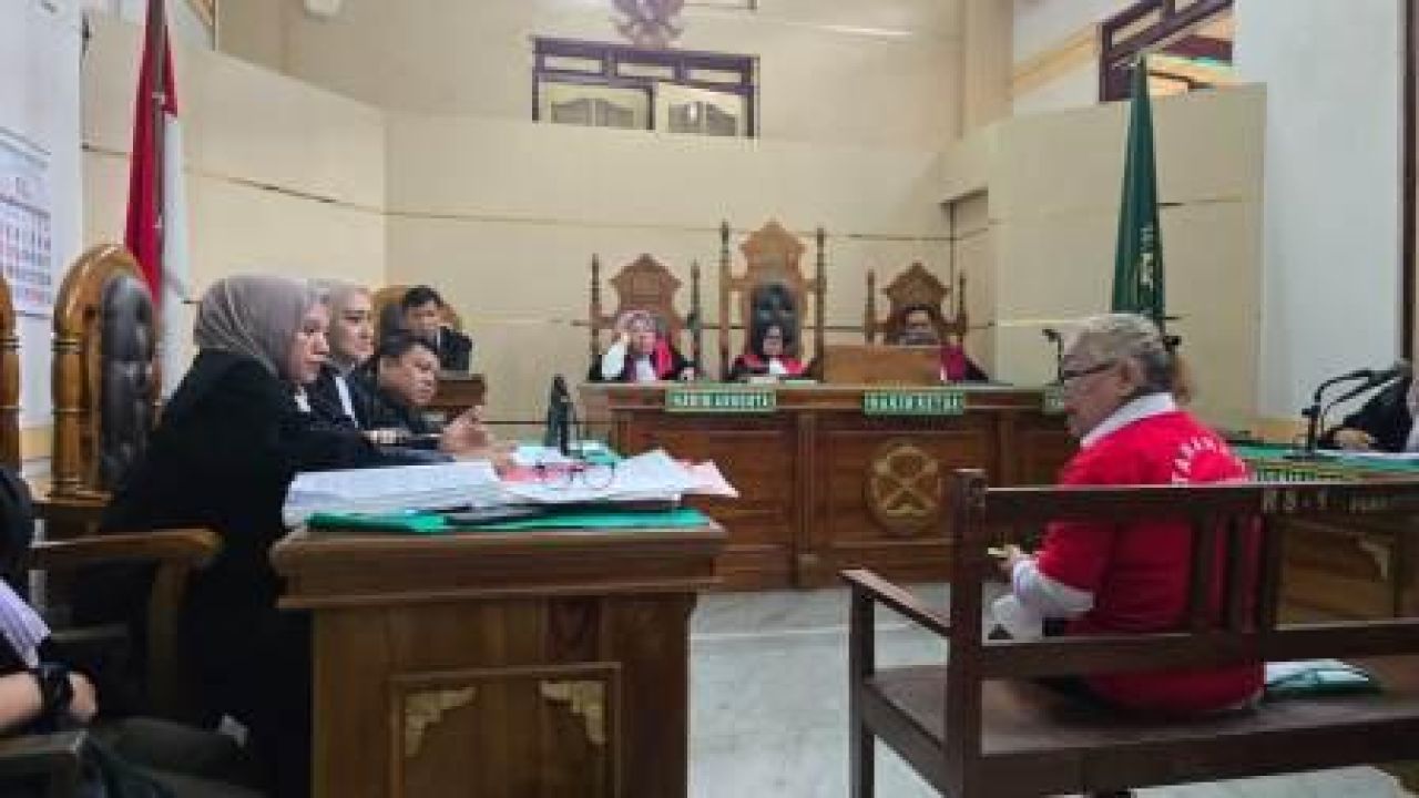 Sidang Istri Bunuh Suami di Pengadilan Negeri Medan, Terdakwa Ngotot Tidak Bersalah