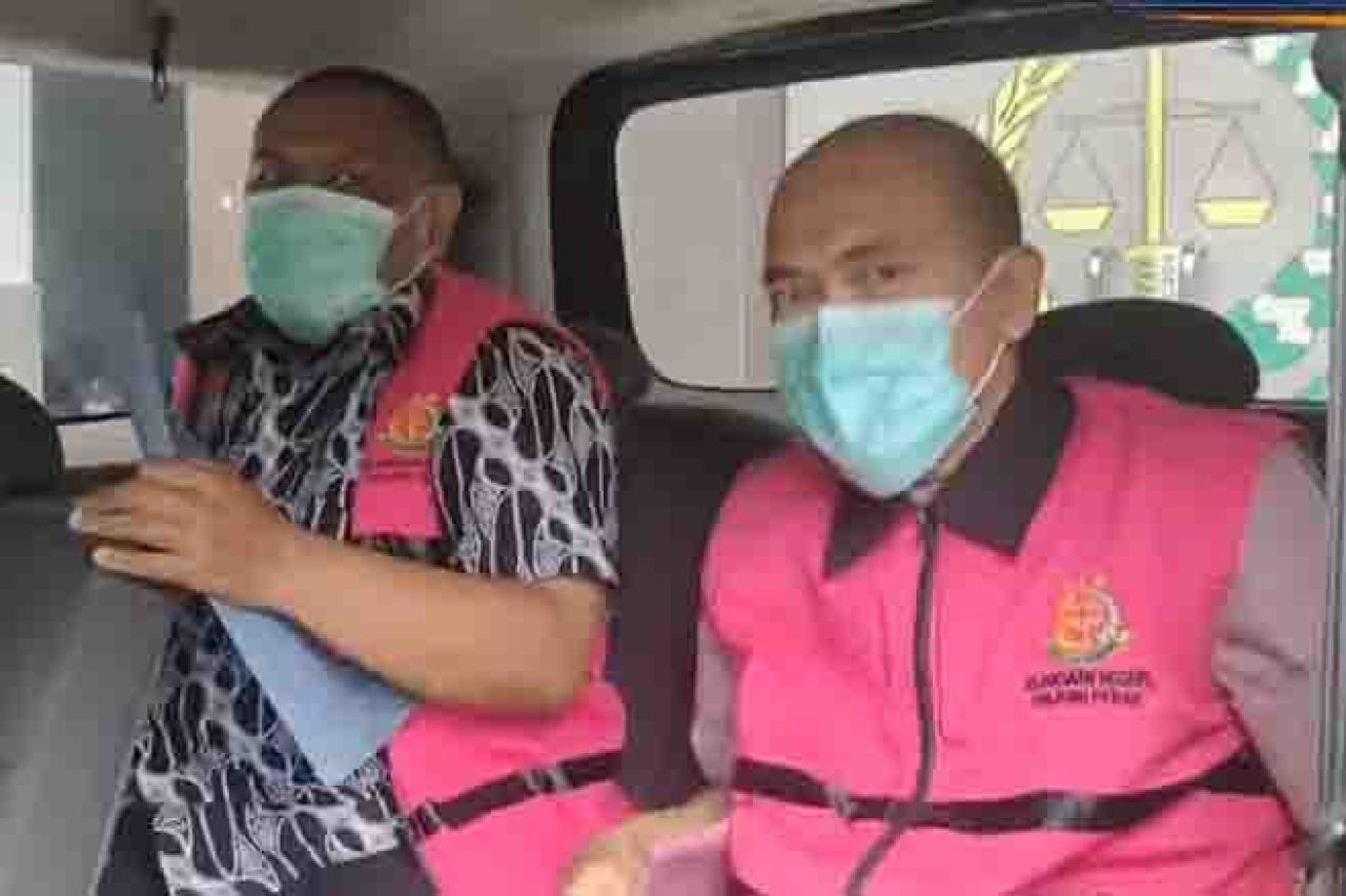 Analis Kredit Bank Jatim Syariah Capem Surabaya Utara Dituntut 4,6 Tahun