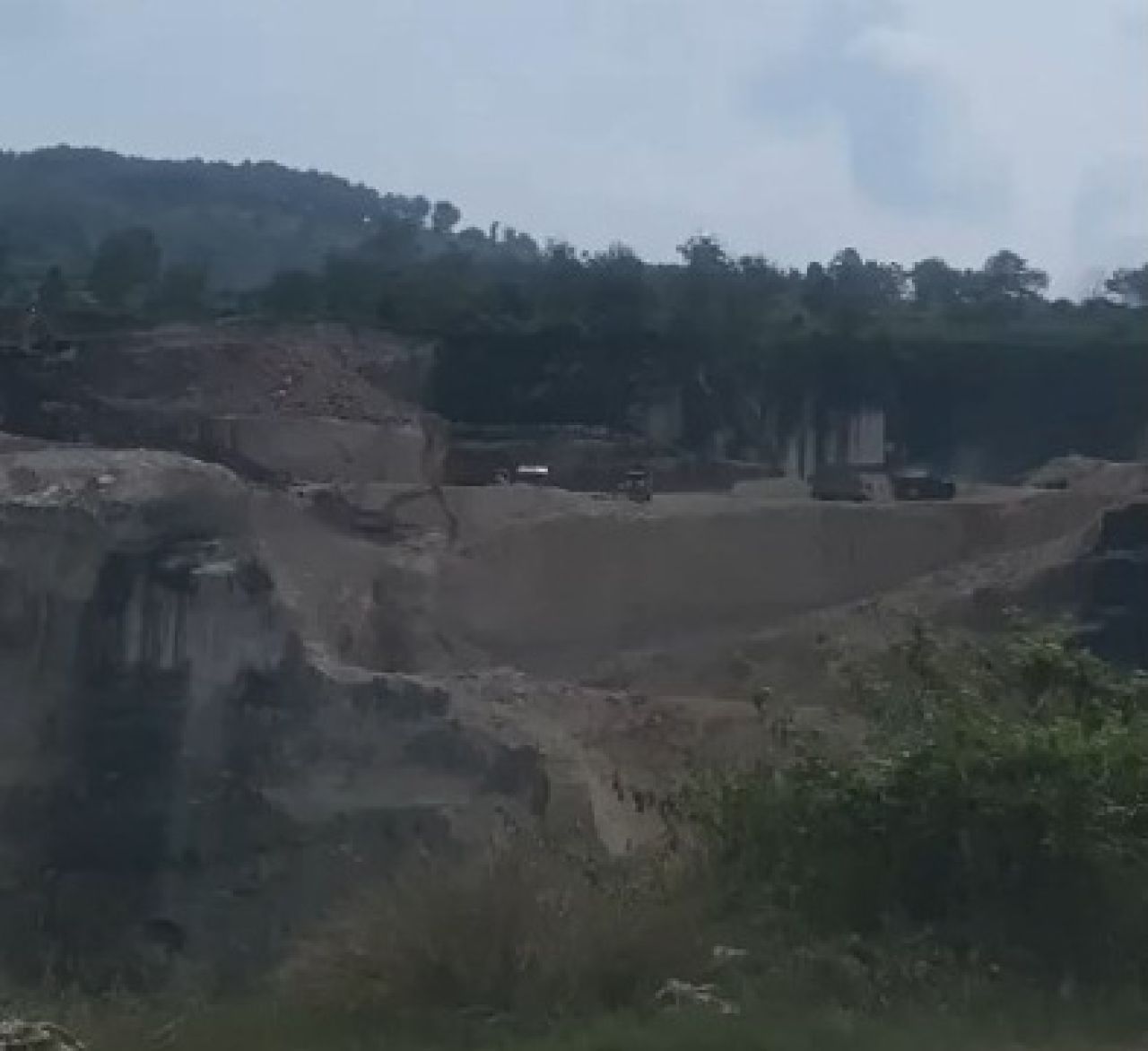 Tambang di Desa Pakis