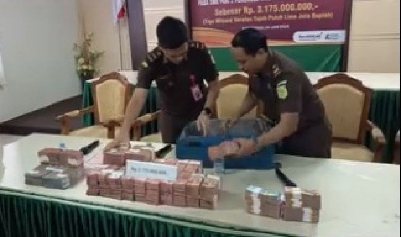Uang yang disita Kejari Ponorogo