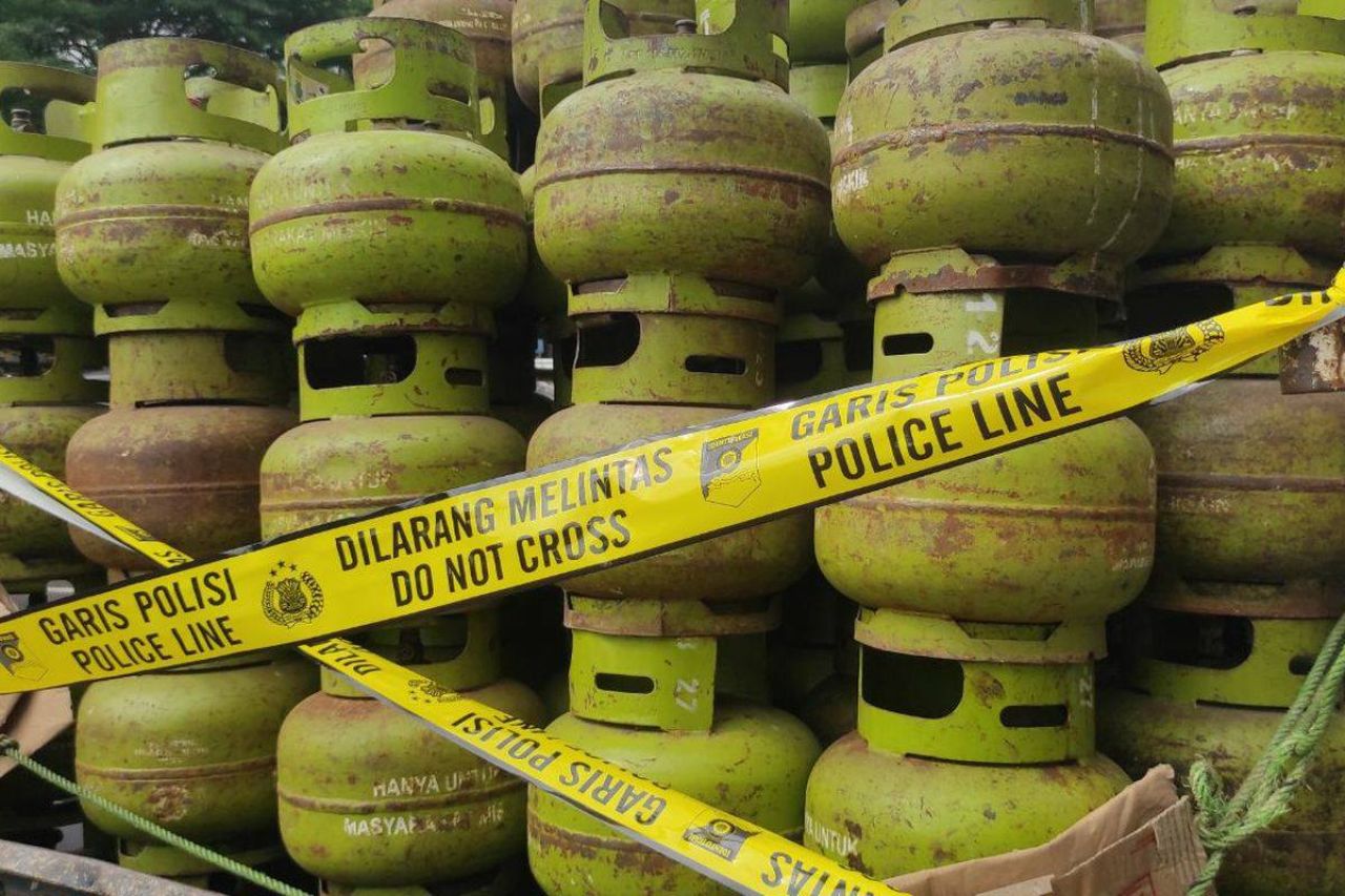 Polrestabes Surabaya Tangkap Warga Sidotopo Sekolahan yang Oplos LPG