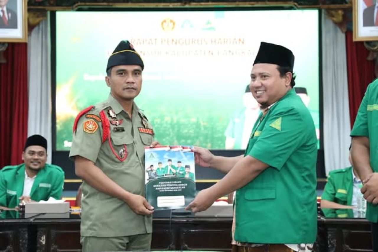 Acara penyerahan jabatan Satkorcab Banser Kabupaten Bangkalan