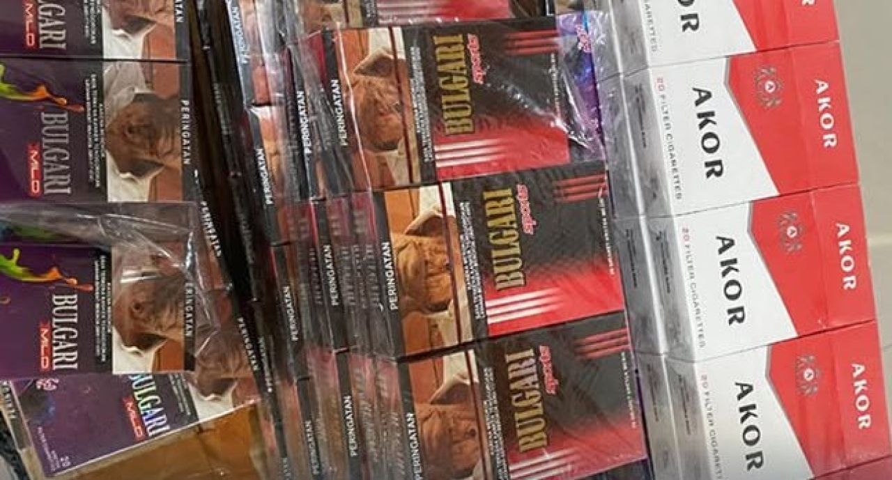 Rokok ilegal di Maluku