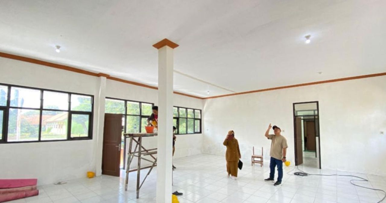 Renovasi Sekolah Rakyat di Desa Mriyunan