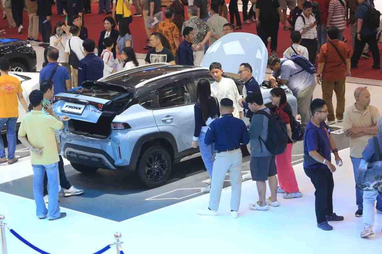 Promo Penjualan Suzuki di booth GIIAS 2025