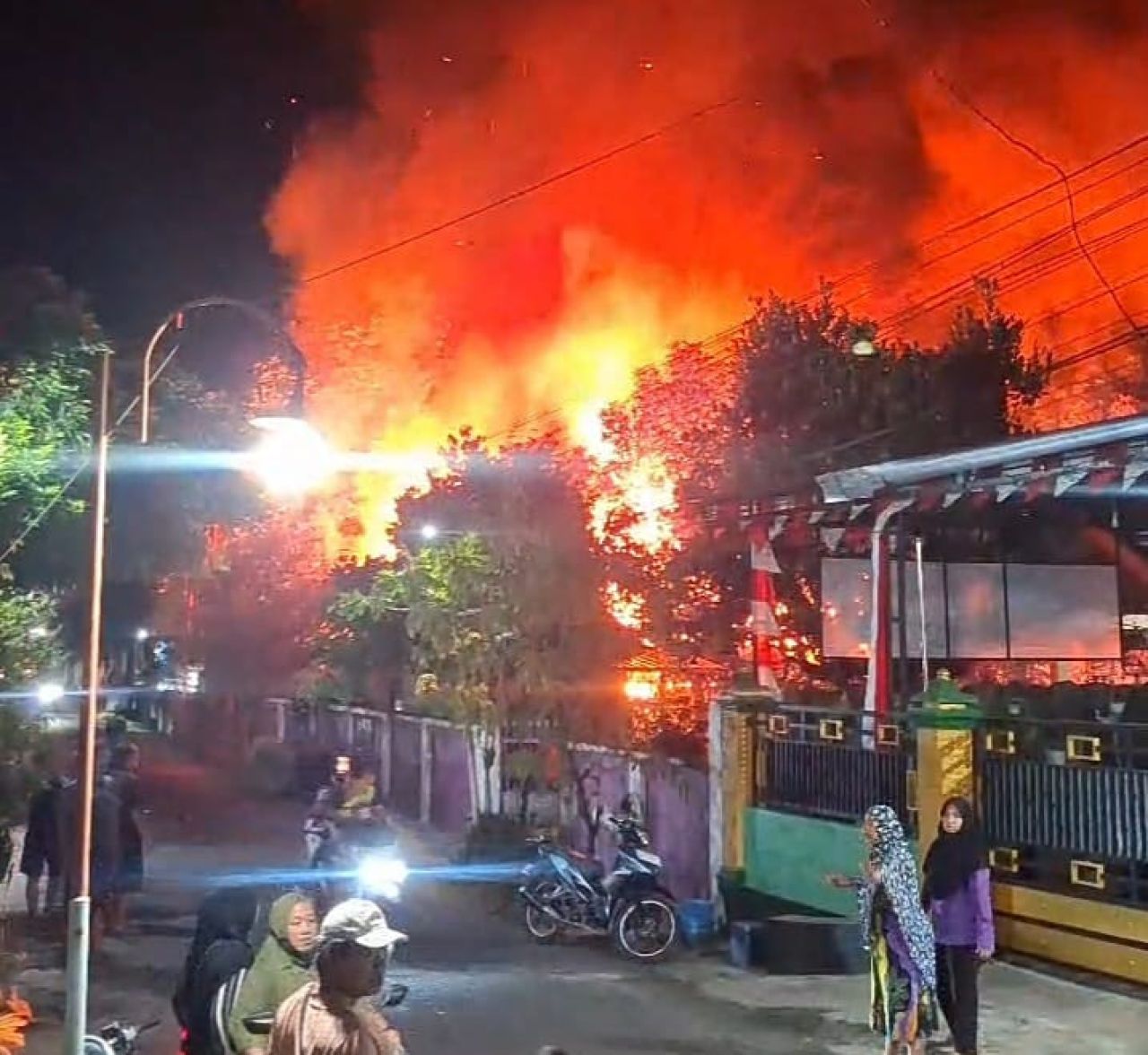 Kebakaran rumah di Kelurahan Kraton
