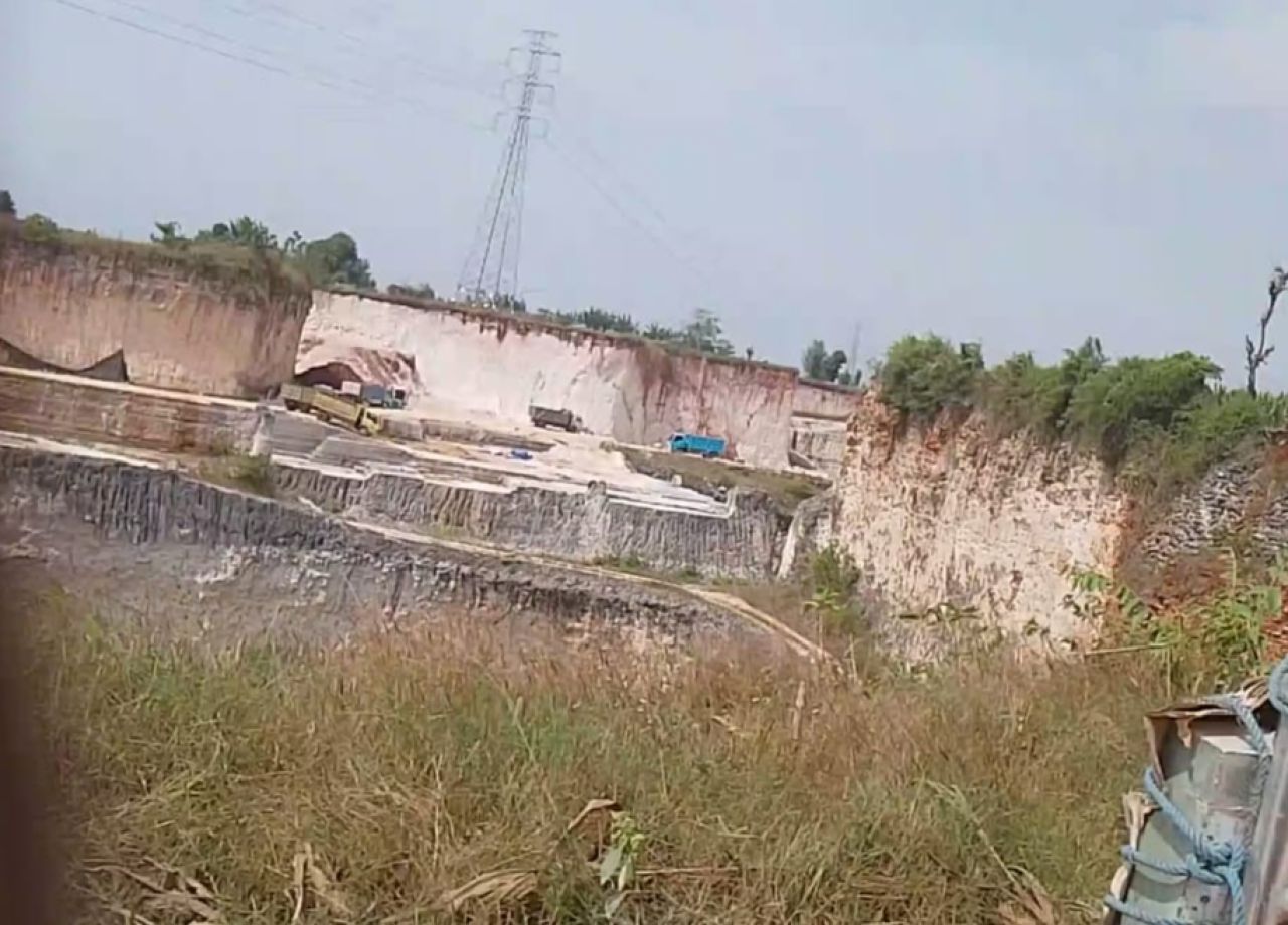 Tambang di wilayah Panceng, Kab. Gresik