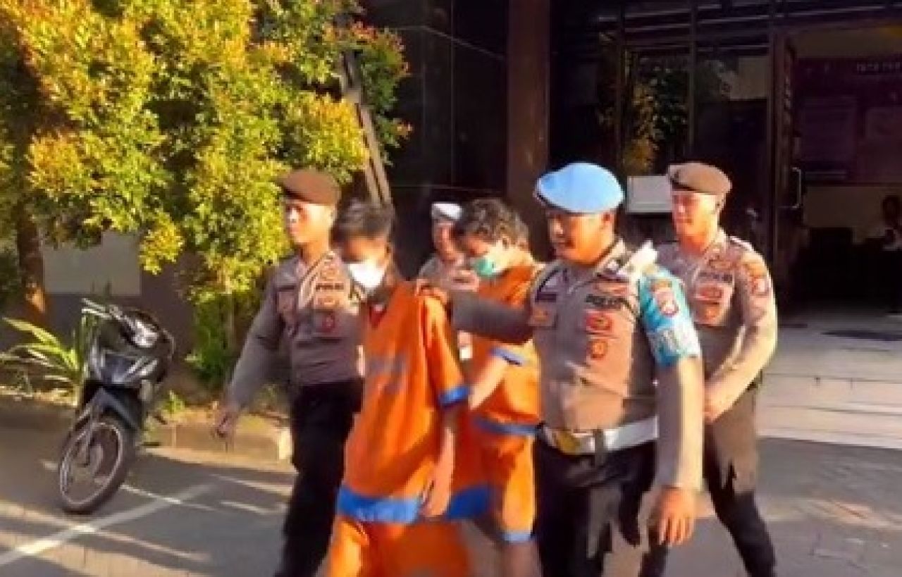 Pelaku pengeroyokan di depan Pabrik Gula Candi