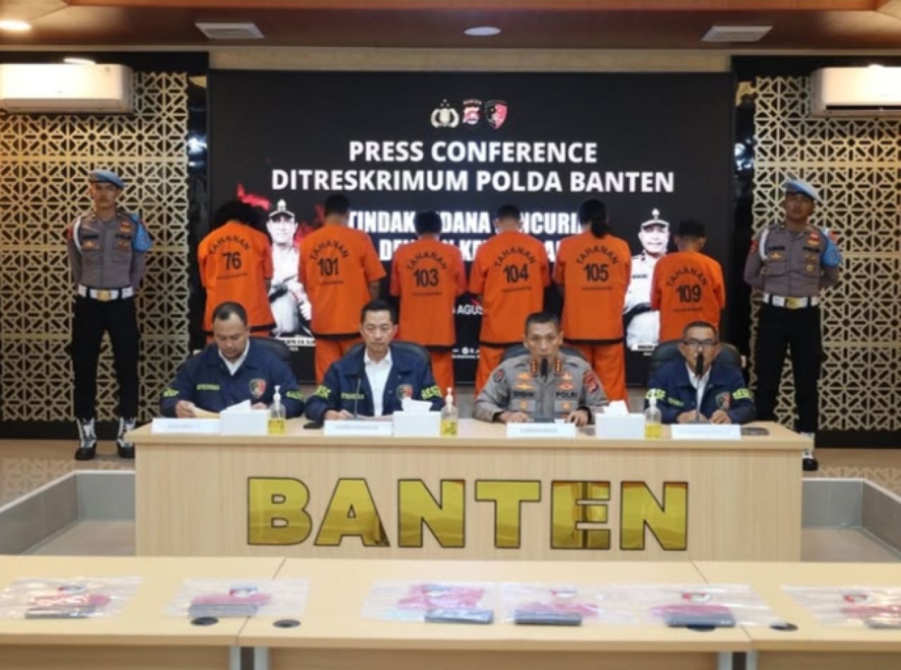 Konpers kasus pencurian dan kekerasan di Polda Banten