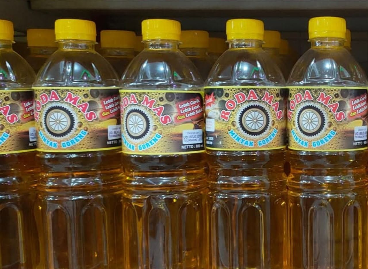 Minyak Goreng Merk Roda Mas