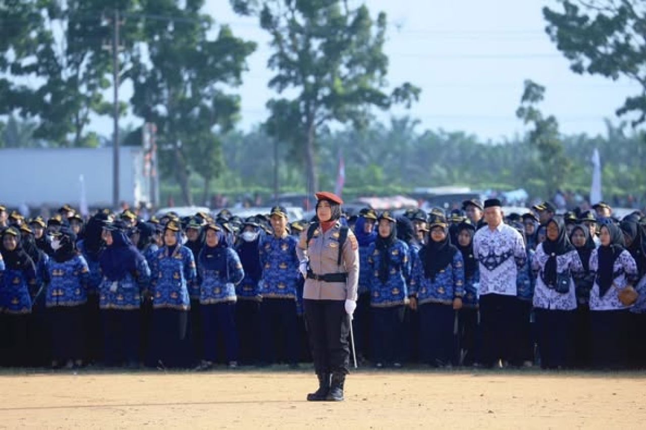 Ipda Irda Mustika Nasution saat jadi Komandan Upacara HUT RI