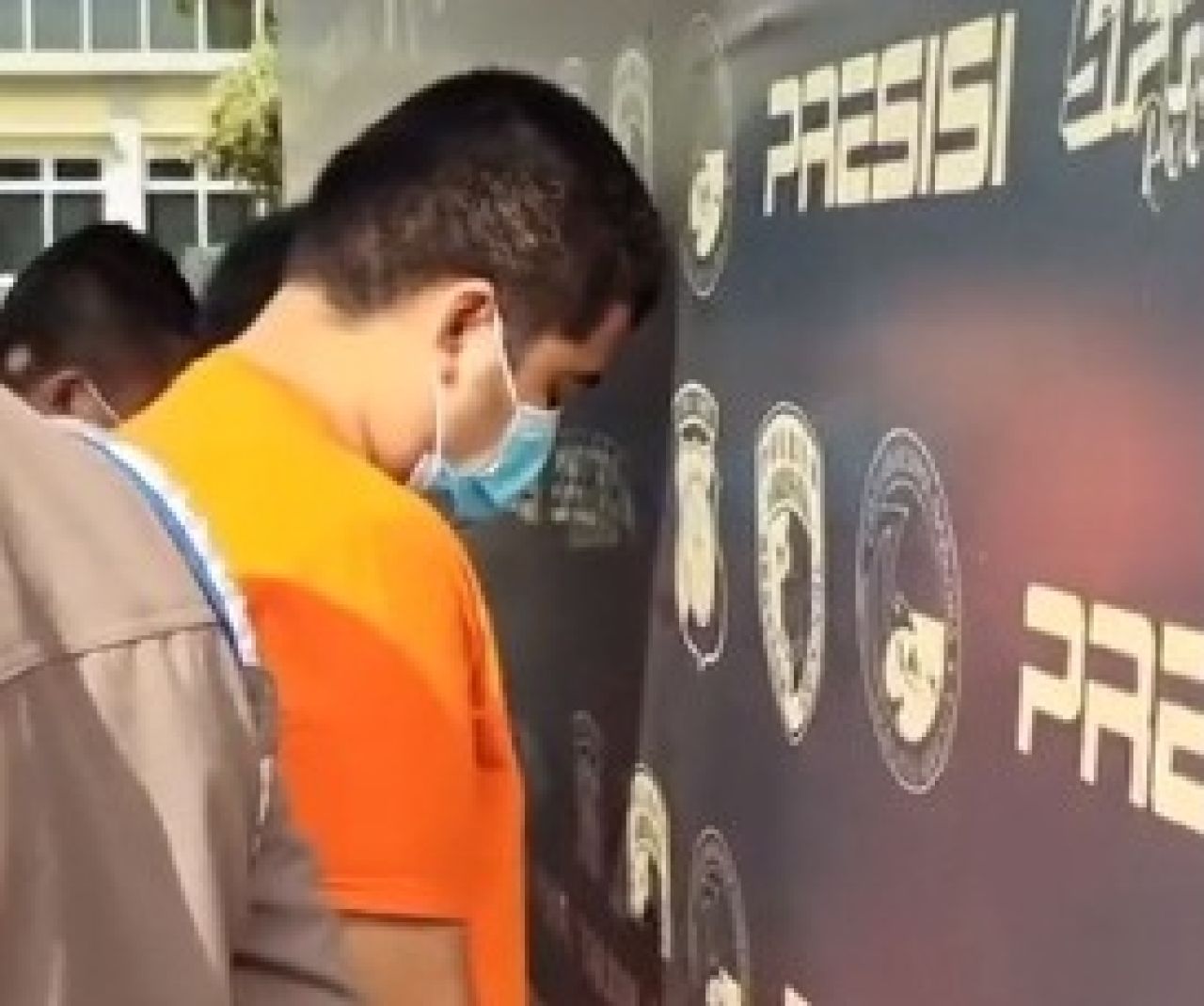 Pelaku pengeroyokan saat di Polres Gresik