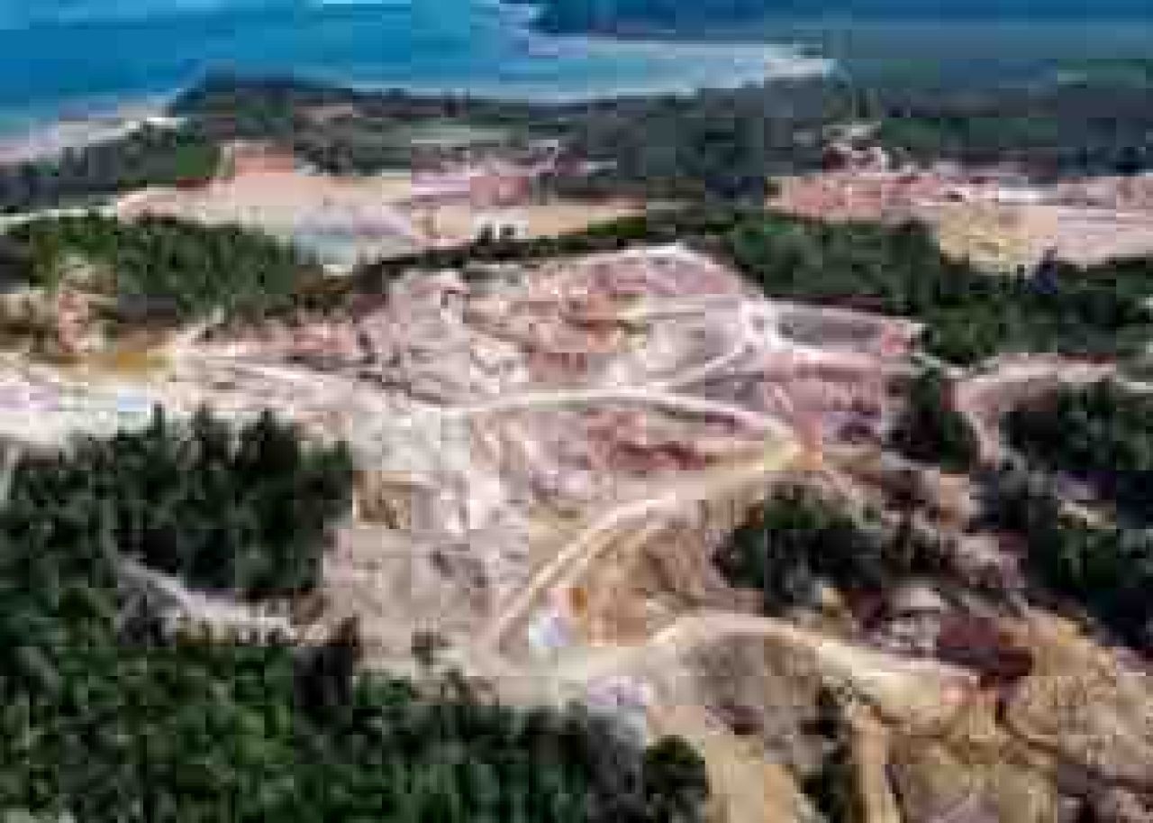 Pulau Kecil di Riau yang dirusak tambang ilegal