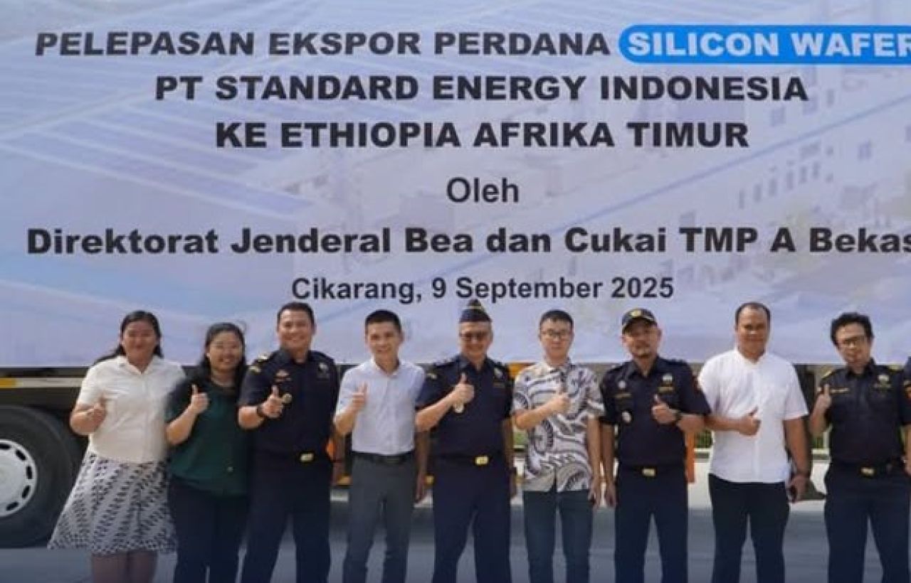 Pelepasan ekspor 15 pallet monocrystalline silicone wafer ke Ethiopia