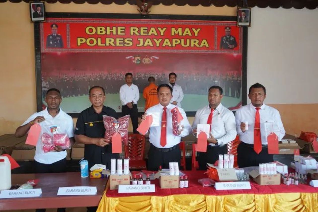 Press release pemalsuan minyak tawon