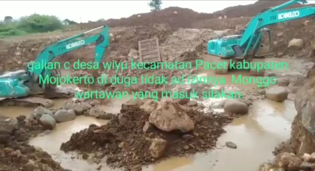 Tambang di Desa Wiyu