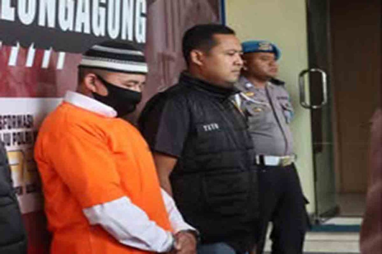 Eko Sujarwo selaku Kepala Desa Kradinan