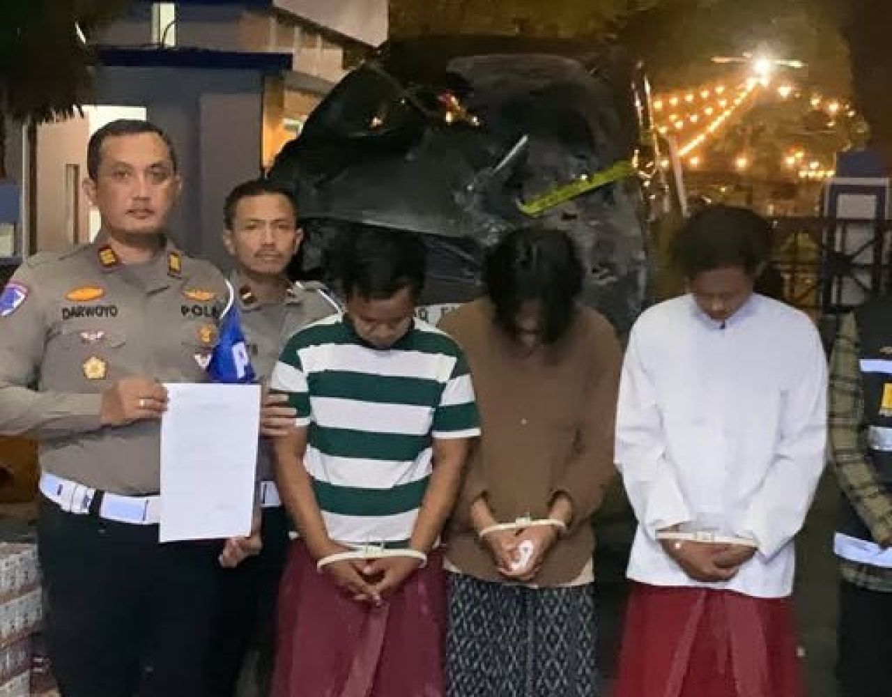 Salamet Riyadi, Moh. Iqbal Hasan Zain, dan Ainul Yaqin