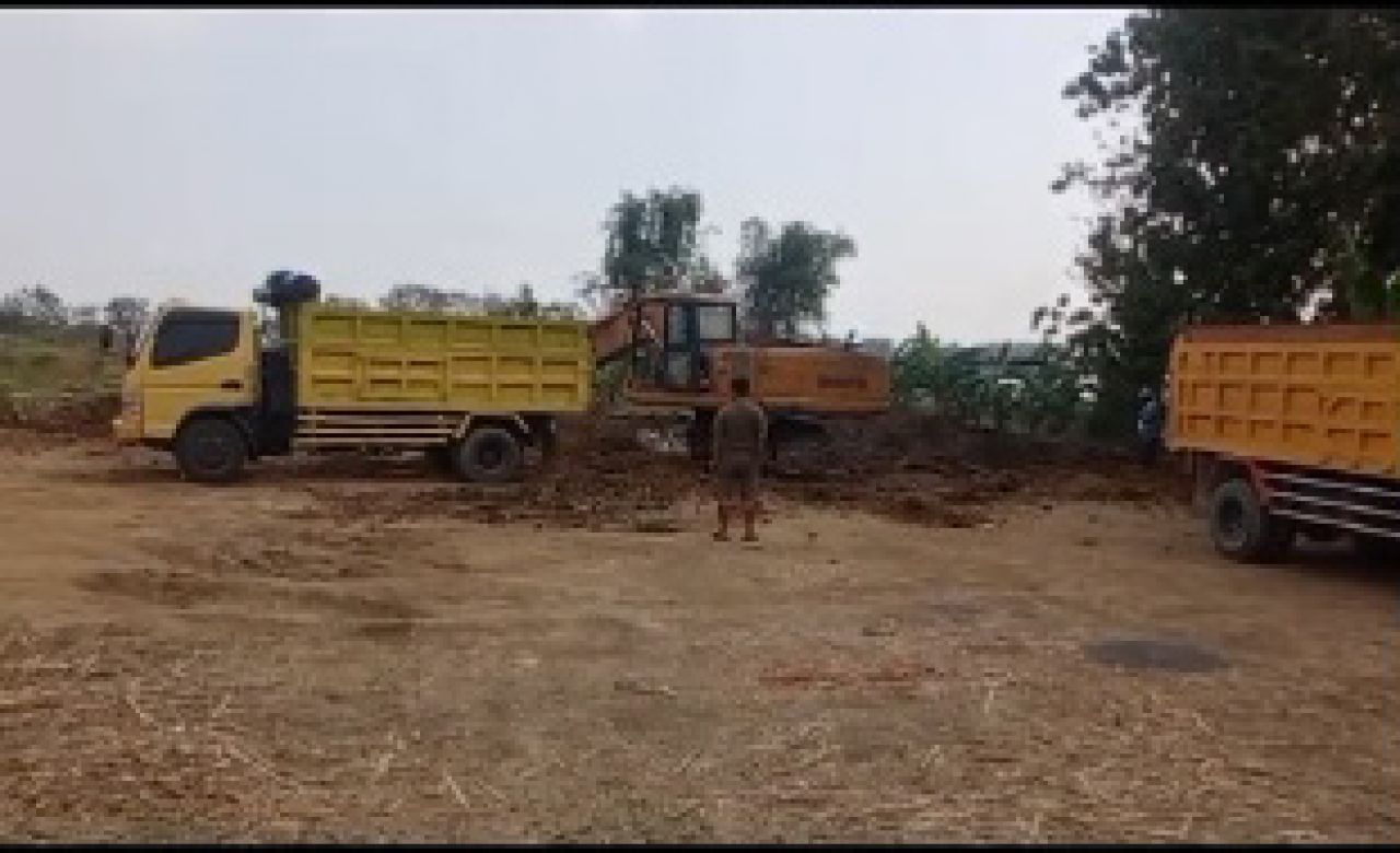 Tambang galian c ilegal di Desa Sukodono