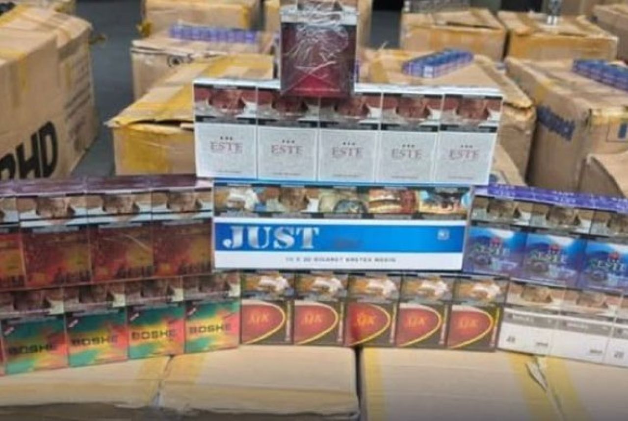 Rokok yang diamankan saat mau diselundupkan
