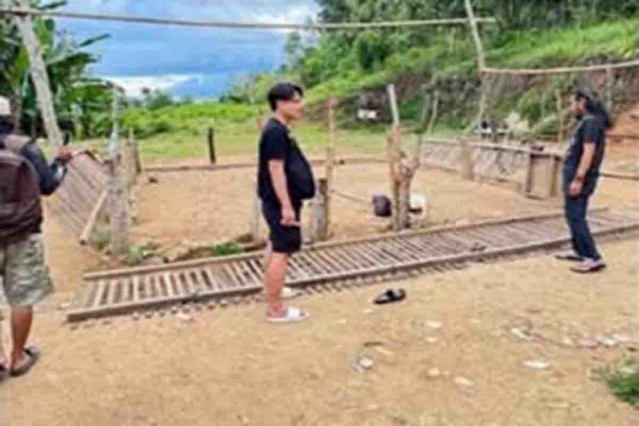 Penggrebekan judi sabung ayam di Desa Sangkala