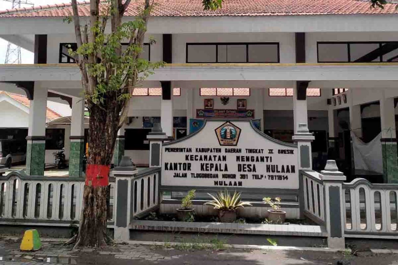 Balai Desa Hulaan