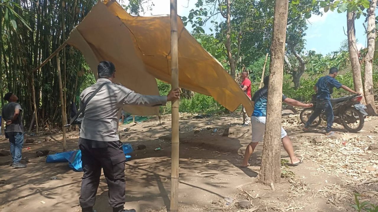 Arena sabung ayam dibongkar personil Polsek Sumbawa