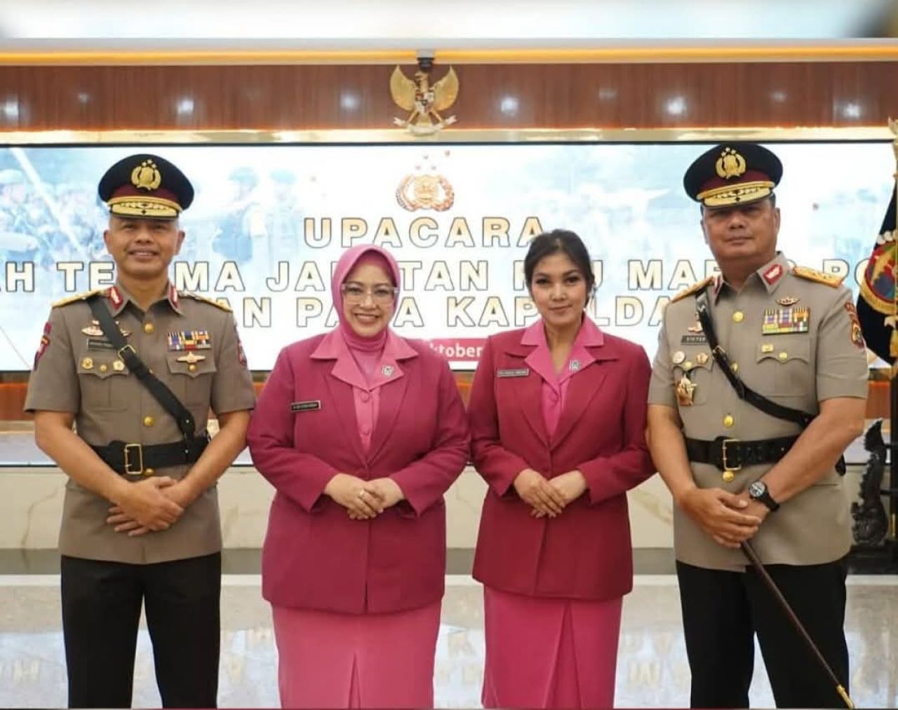 Irjen Pol Hendro Pandowo dan Irjen Pol Viktor T. Sihombing