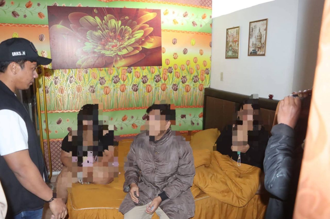 Pasangan mesum yang kena razia