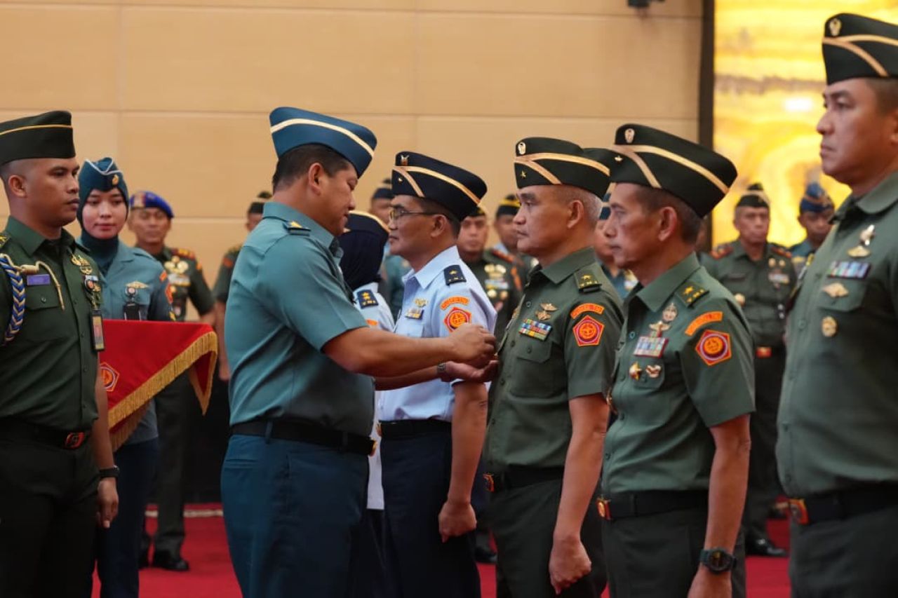 Prosesi sertijab tiga Kabalakpus TNI