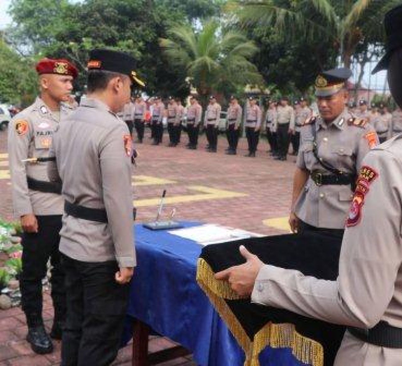 Sertijab Kapolsek Warunggunung dan Kapolsek Sobang