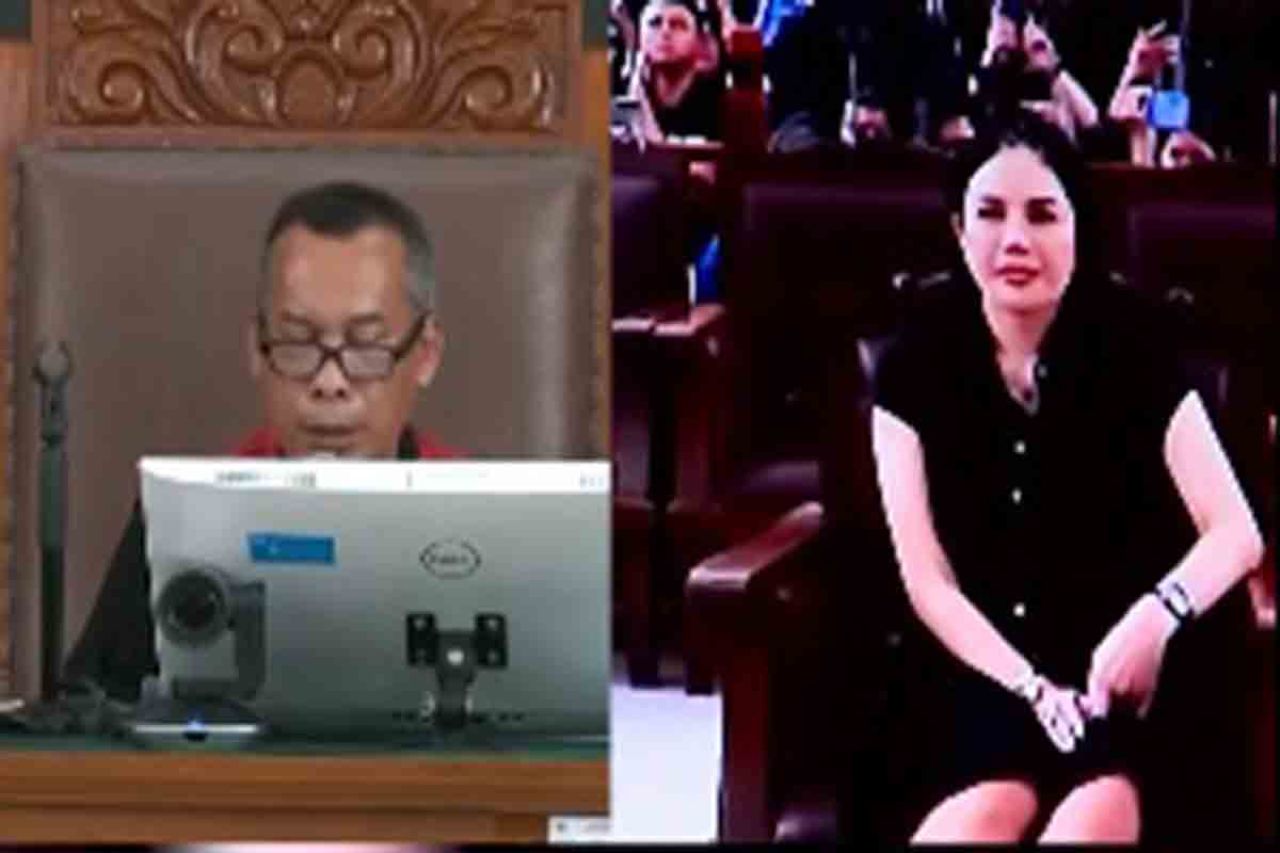 Nikita Mirzani saat sidang putusan di Pengadilan Negeri Jakarta Selatan