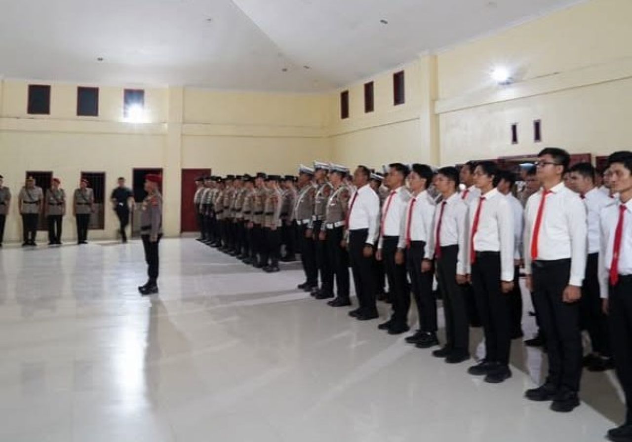 Serah terima jabatan di Polres Nias Selatan