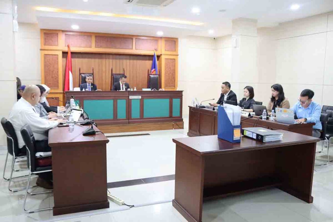 Sidang dugaan pelanggaran terkait penjualan truk merek Sany