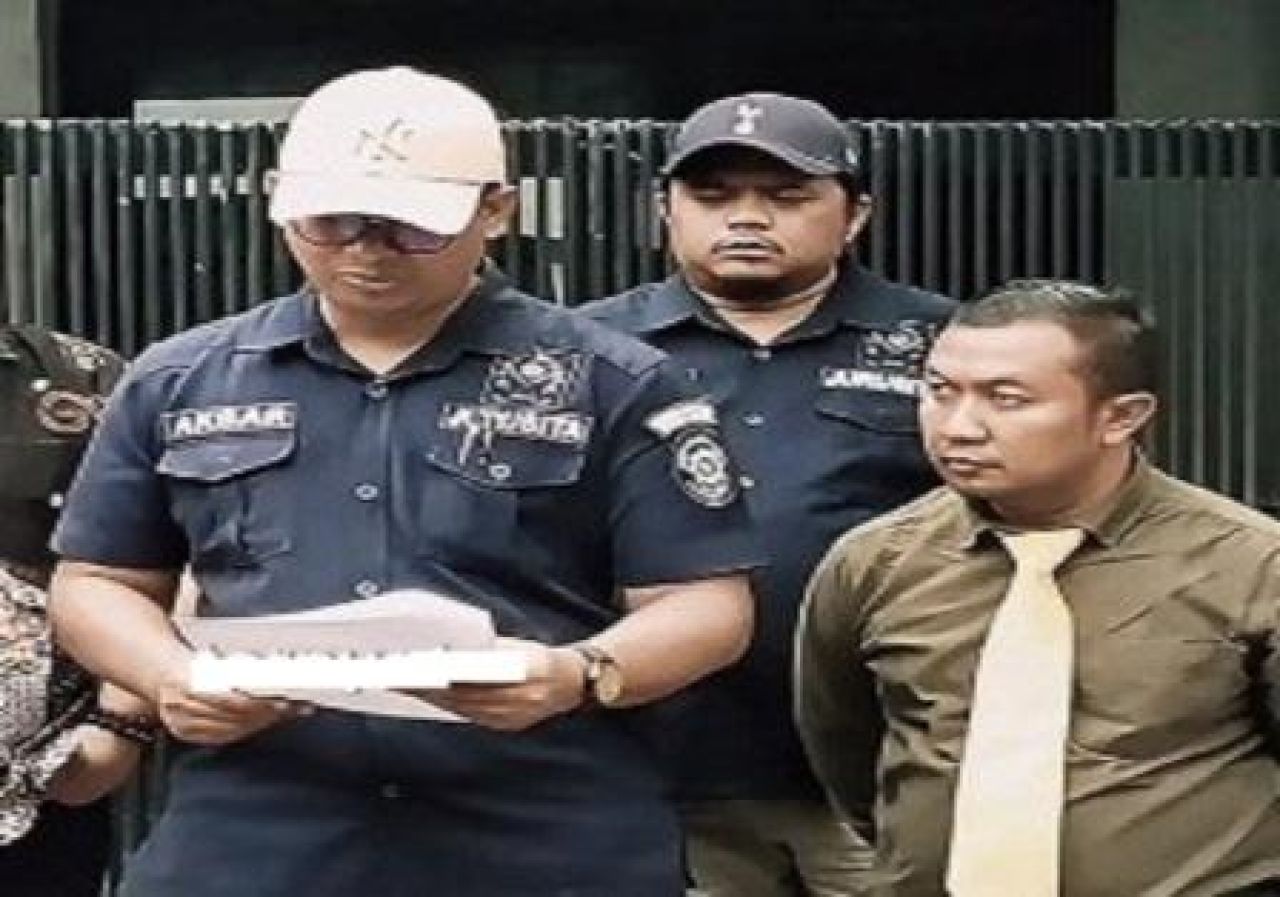 Pembacaan surat eksekusi oleh Pengadilan Negeri Surabaya